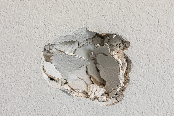 How to Repair a Hole in Drywall Indianapolis IN